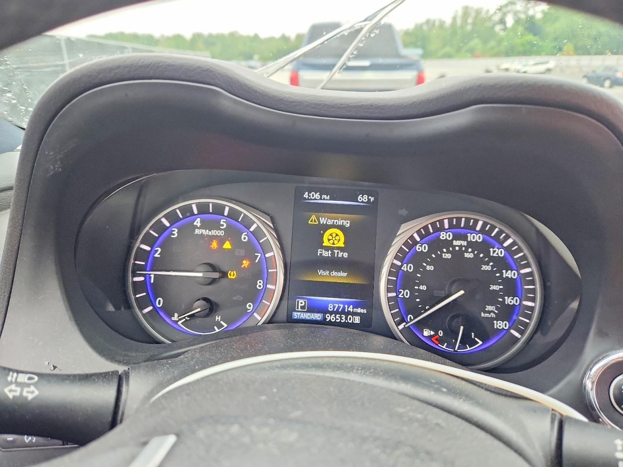 2018 Infiniti Q60 3.0T Luxe - zdjęcie 9