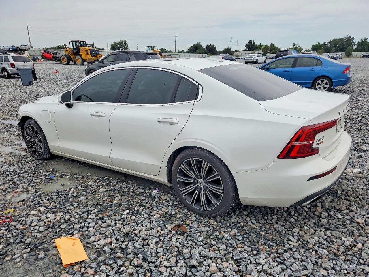 2021 Volvo S60 T8 Recharge Inscription - zdjęcie 2