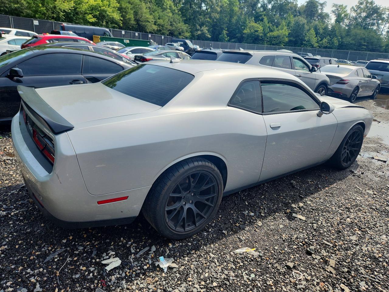 2021 Dodge Challenger R/T - zdjęcie 3
