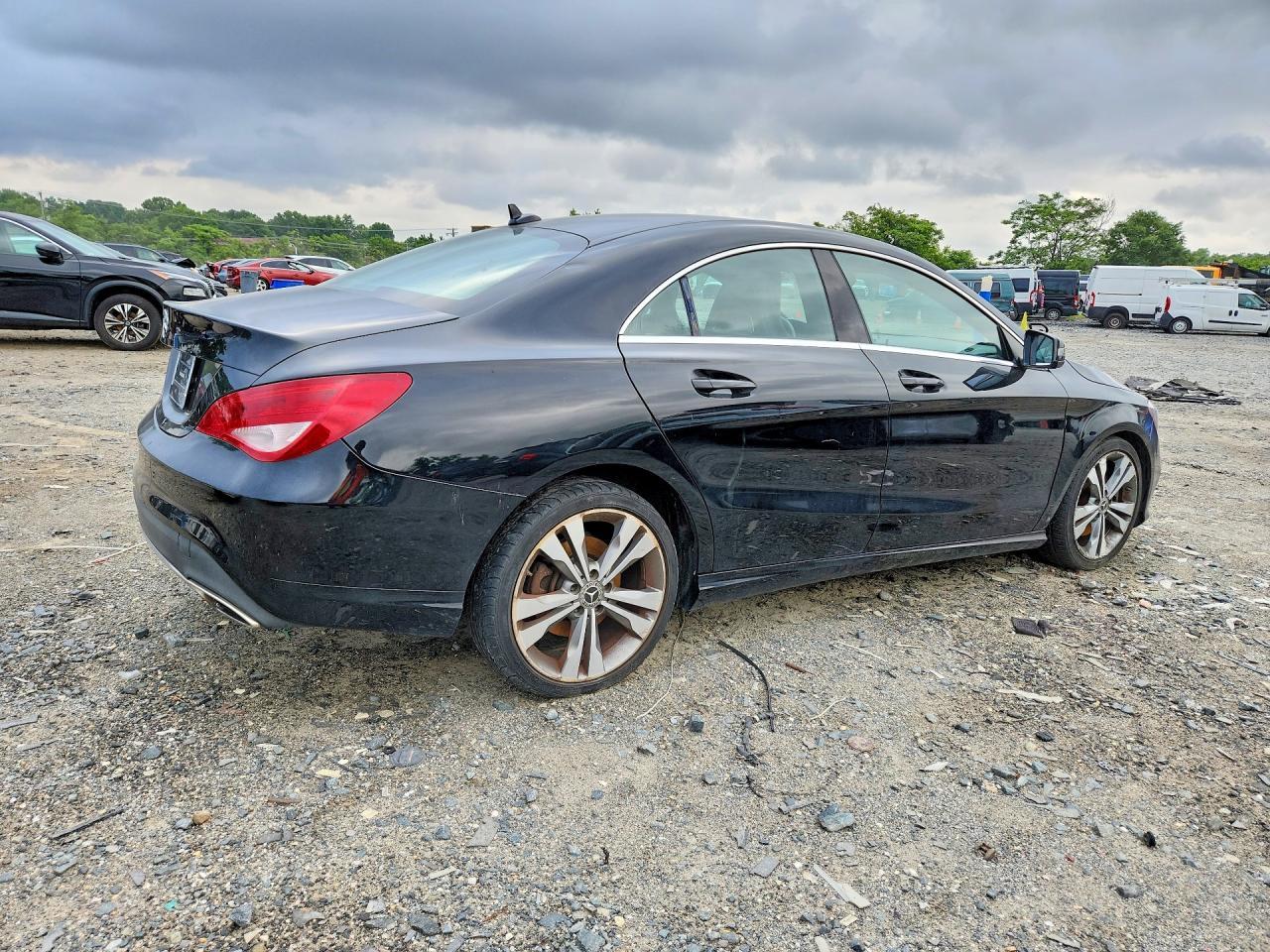 2018 Mercedes-Benz Cla 250 - zdjęcie 3