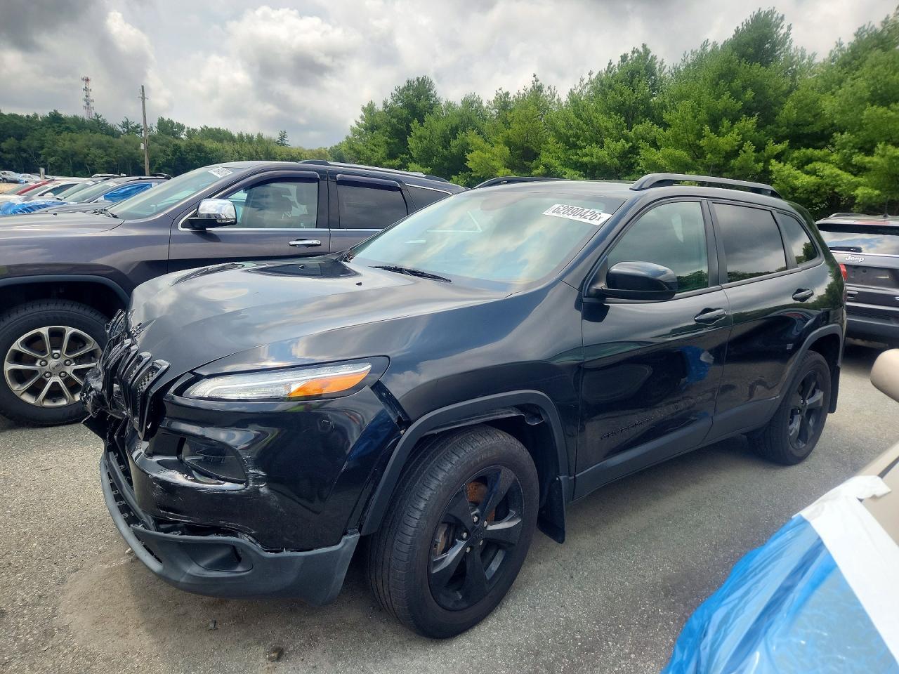 2016 Jeep Cherokee Latitude - zdjęcie główne