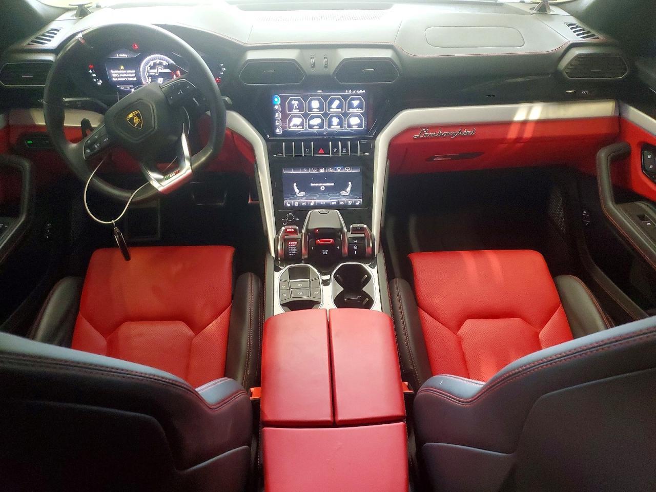 2021 Lamborghini Urus - zdjęcie 8