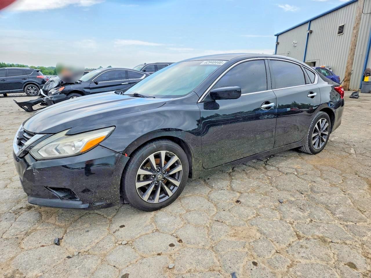 2017 Nissan Altima 2.5 Sv - zdjęcie główne