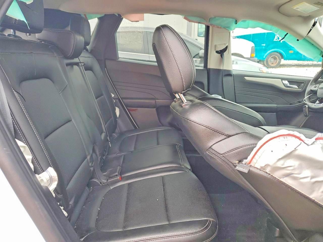 2022 Ford Escape Sel - zdjęcie 11