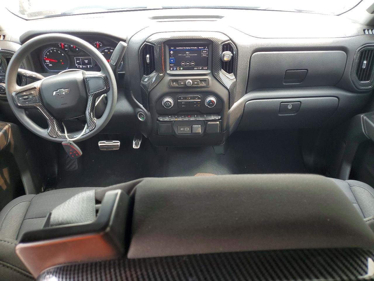 2023 Chevrolet Silverado K1500 Trail Boss Custom - zdjęcie 8