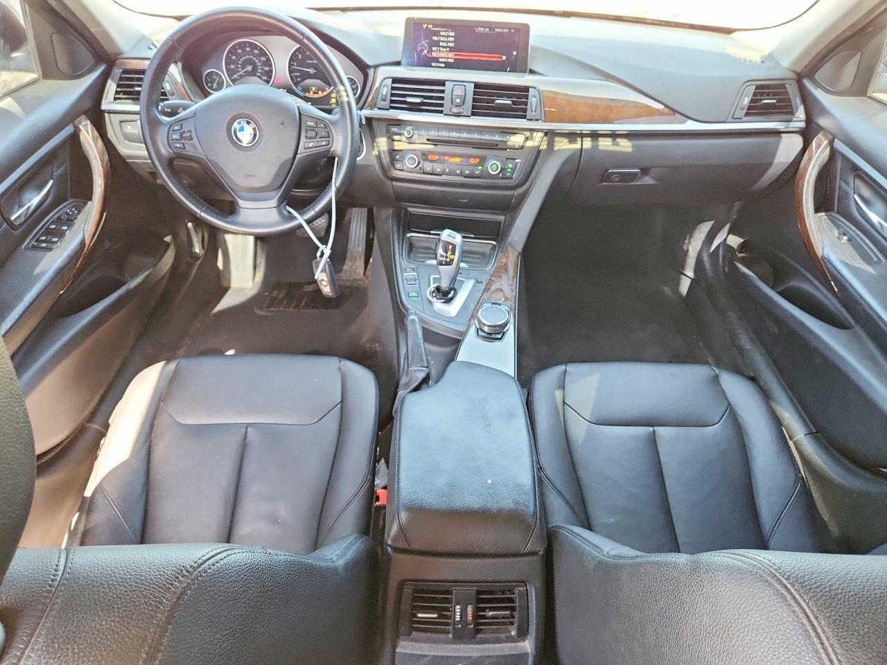 2015 BMW 320 I xDrive - zdjęcie 8