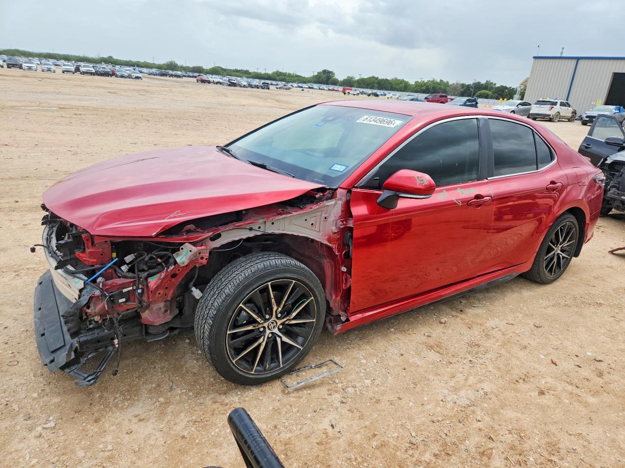 2024 Toyota Camry Se - zdjęcie główne