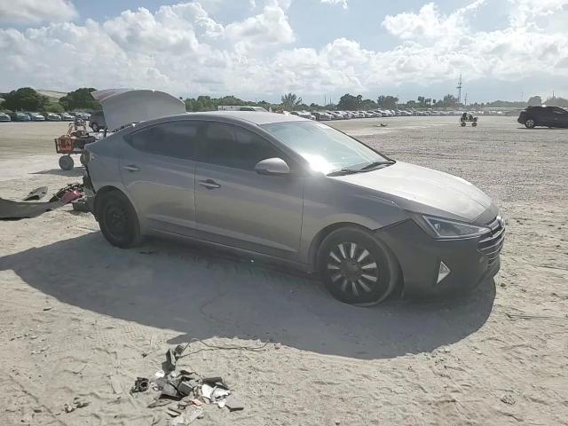 2020 Hyundai Elantra Se - zdjęcie 14