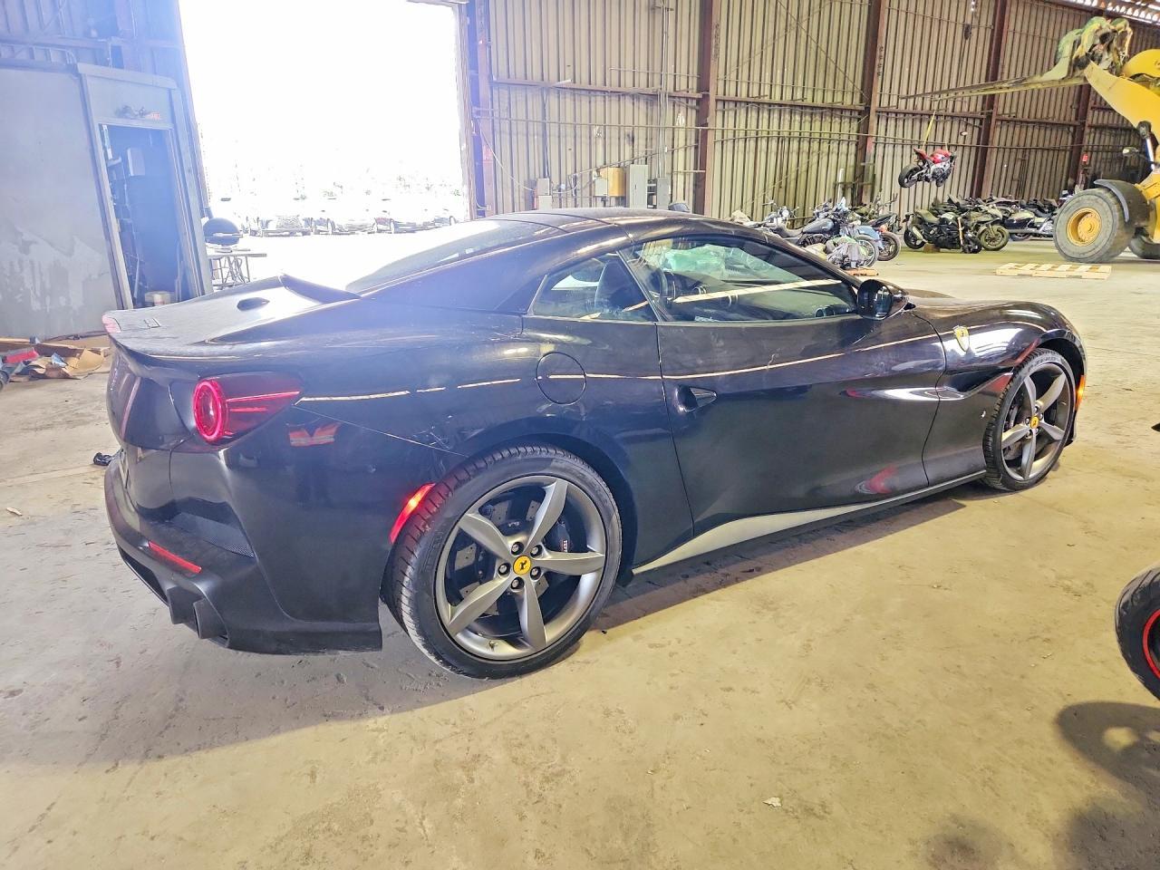 2019 Ferrari Portofino - zdjęcie 3