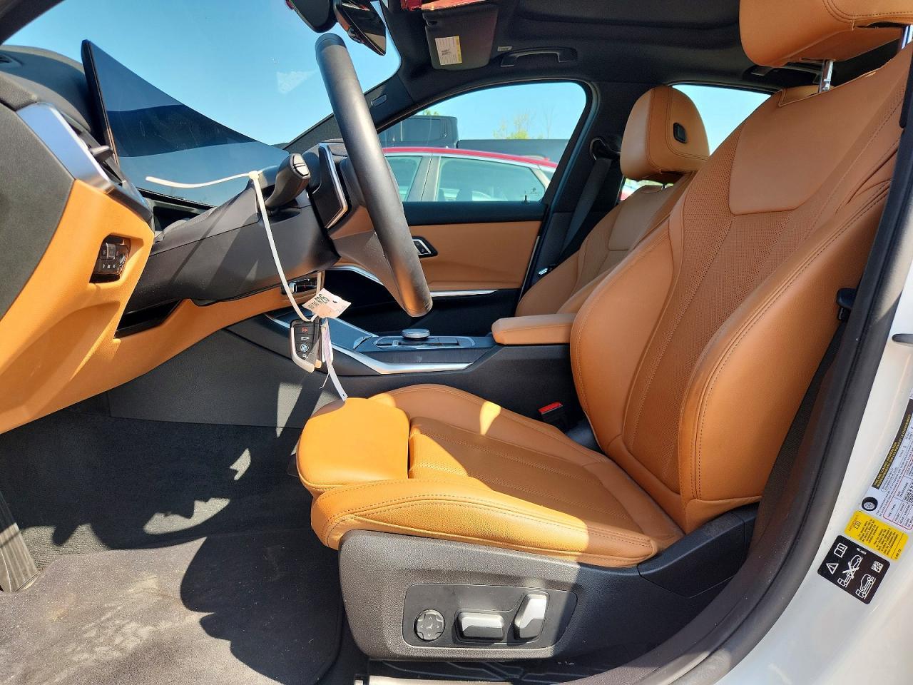2023 BMW Seria 3 330i - zdjęcie 7