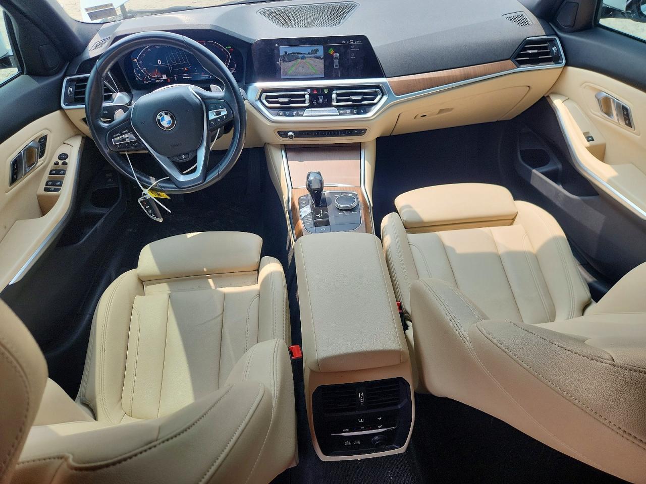 2019 BMW Seria 3 330i - zdjęcie 8