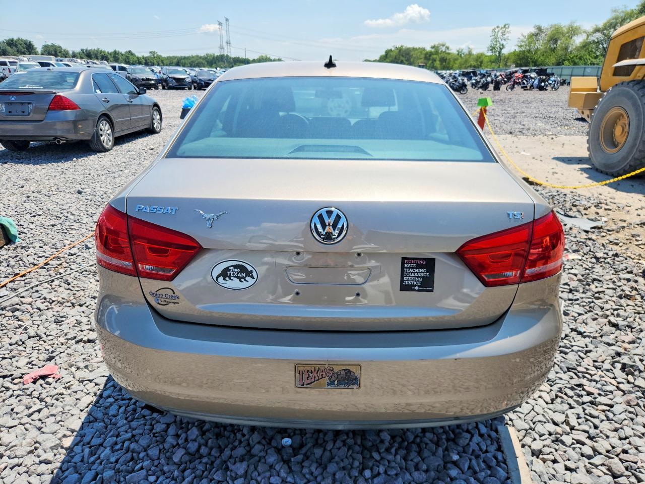 2015 Volkswagen Passat S - zdjęcie 6