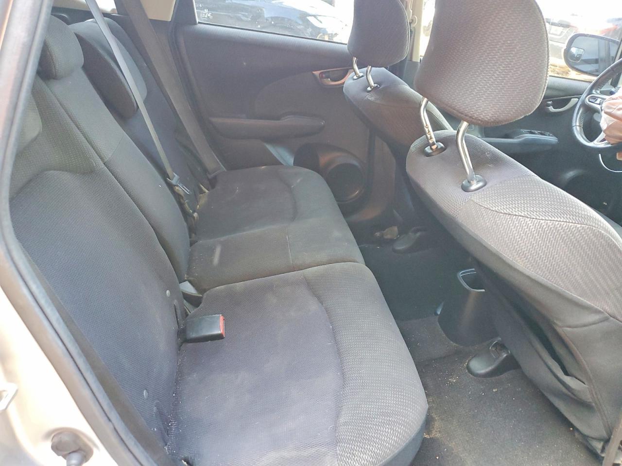 2013 Honda Fit Sport - zdjęcie 10