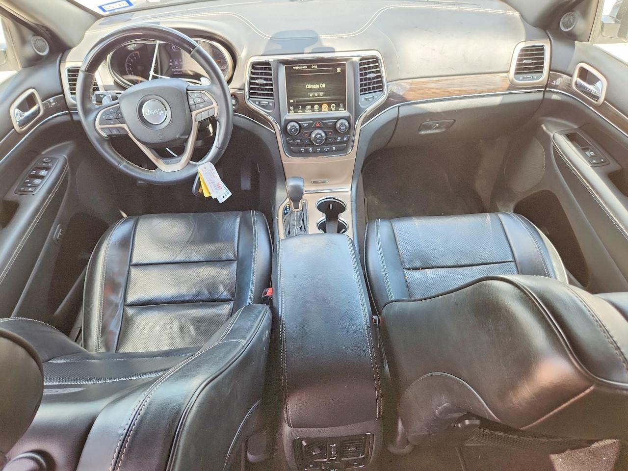 2017 Jeep Grand Cherokee Overland - zdjęcie 8