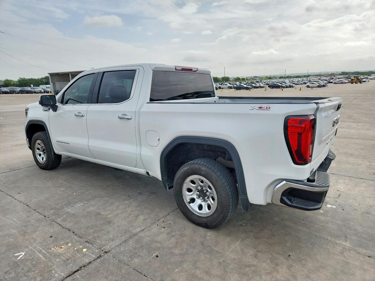 2023 GMC Sierra K1500 Slt - zdjęcie 2