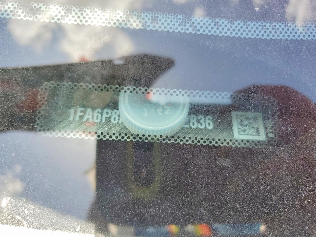 2016 Ford Mustang - zdjęcie 12