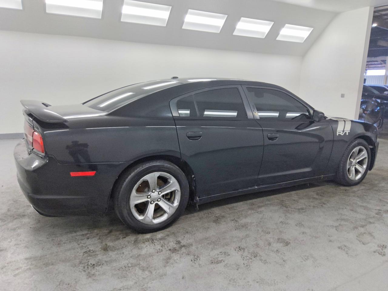 2014 Dodge Charger R - zdjęcie 3