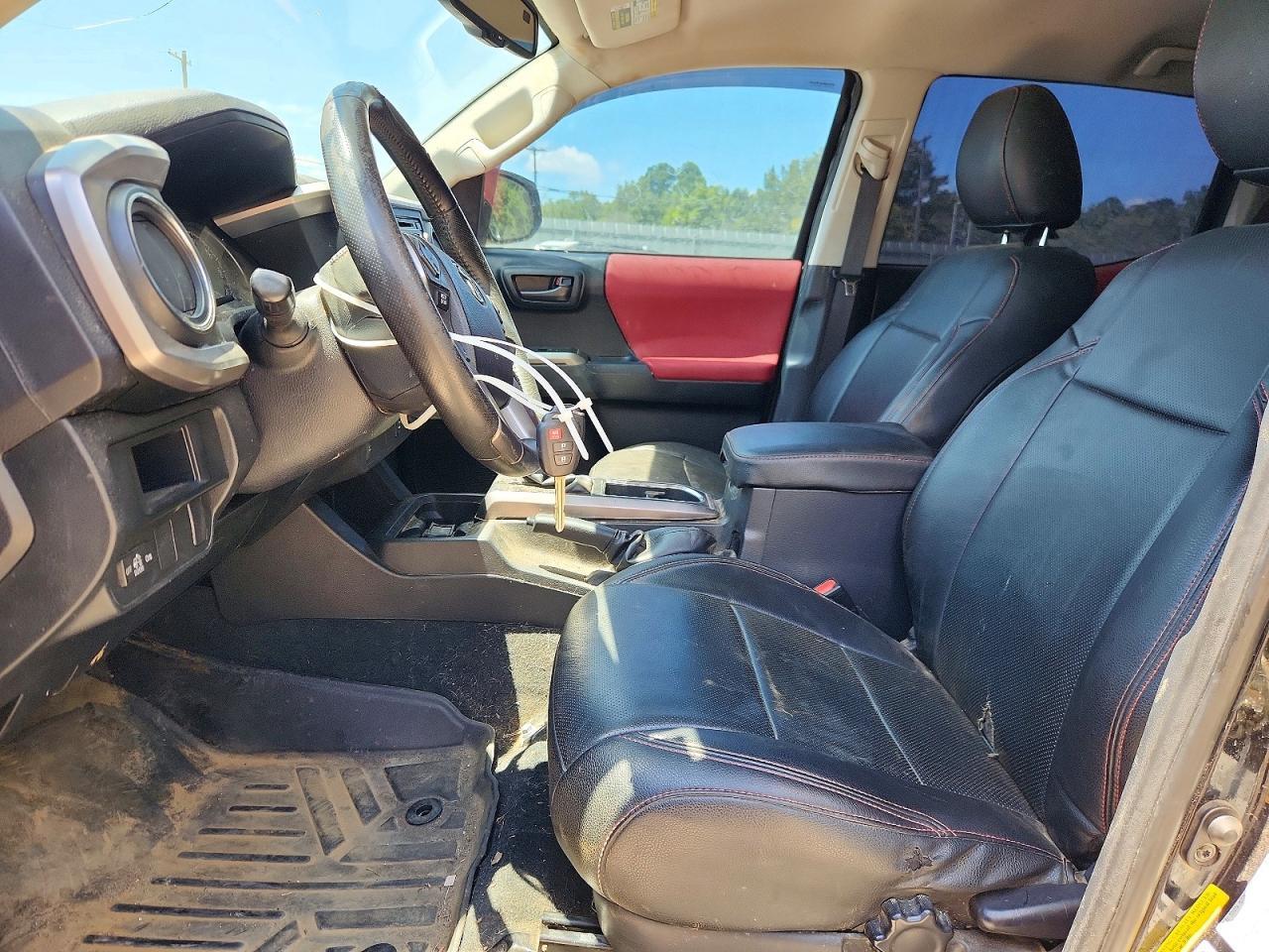 2017 Toyota Tacoma Sr5 V6 - zdjęcie 7