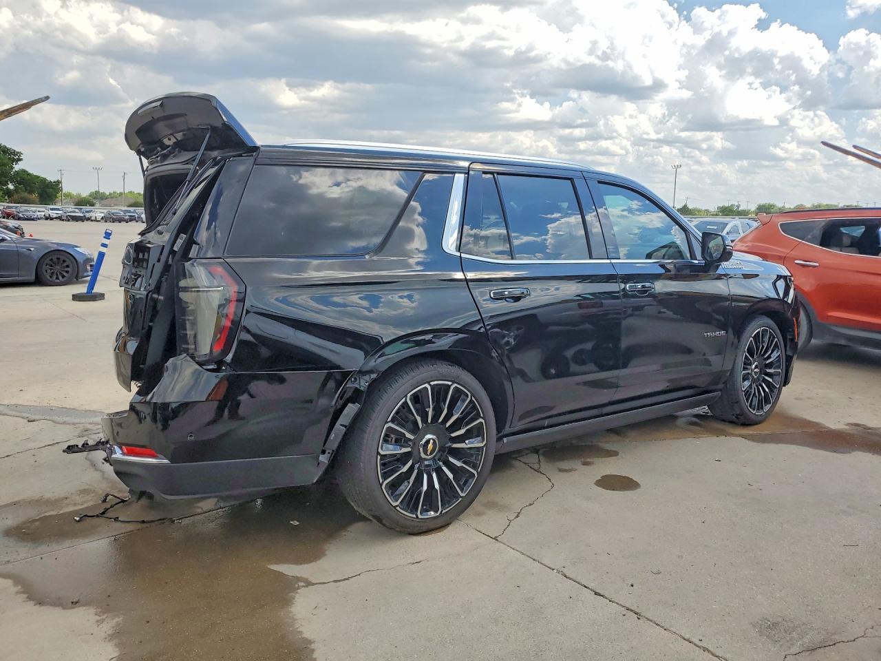 2025 Chevrolet Tahoe K1500 High Country - zdjęcie 3