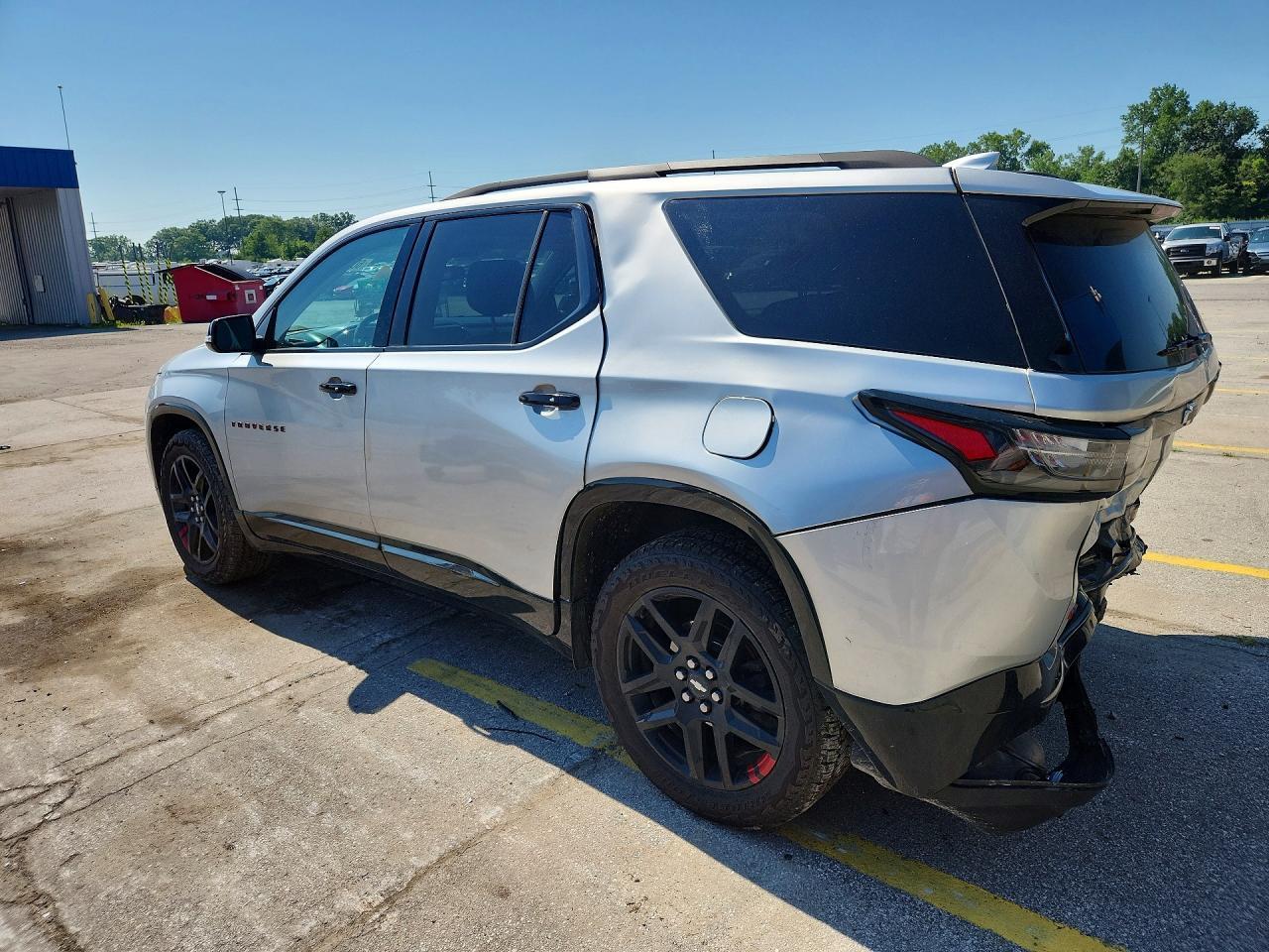 2019 Chevrolet Traverse - zdjęcie 2
