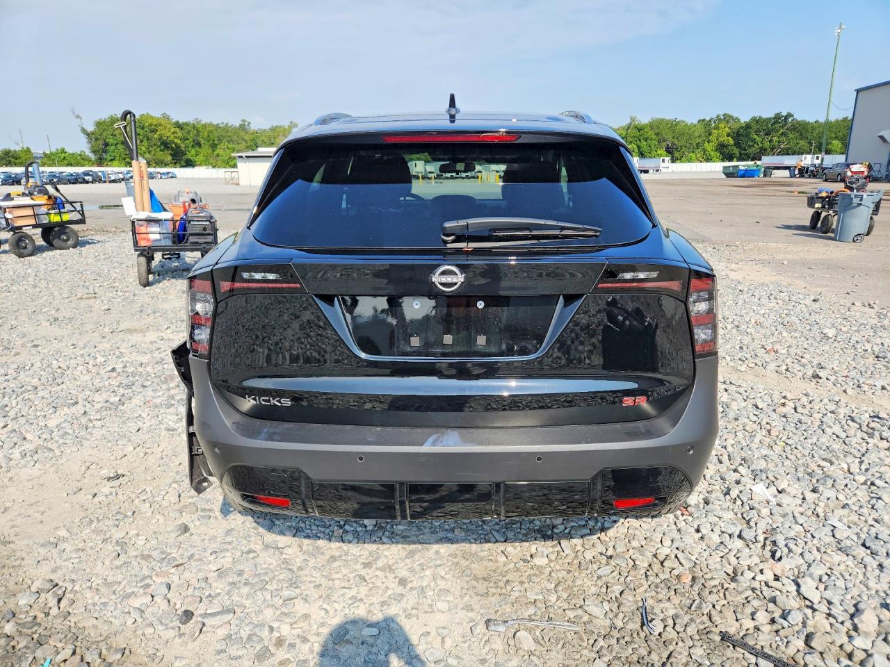 2025 Nissan Kicks Sr - zdjęcie 6