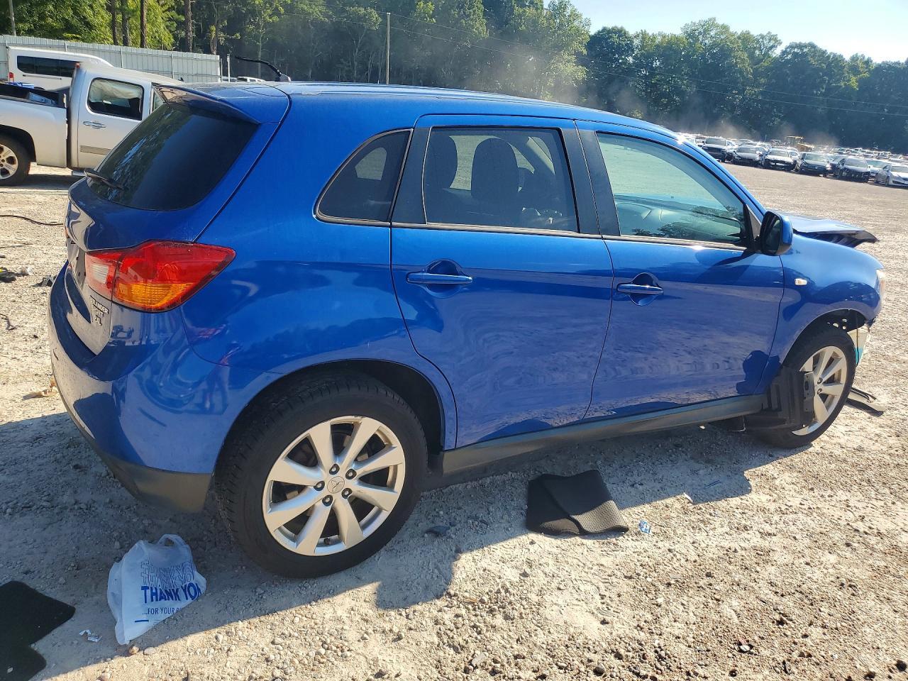 2015 Mitsubishi Outlander Sport Es - zdjęcie 3