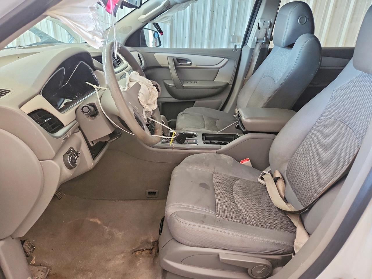 2017 Chevrolet Traverse Ls - zdjęcie 7