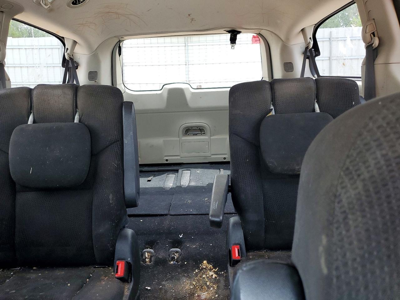 2016 Dodge Grand Caravan Se - zdjęcie 10