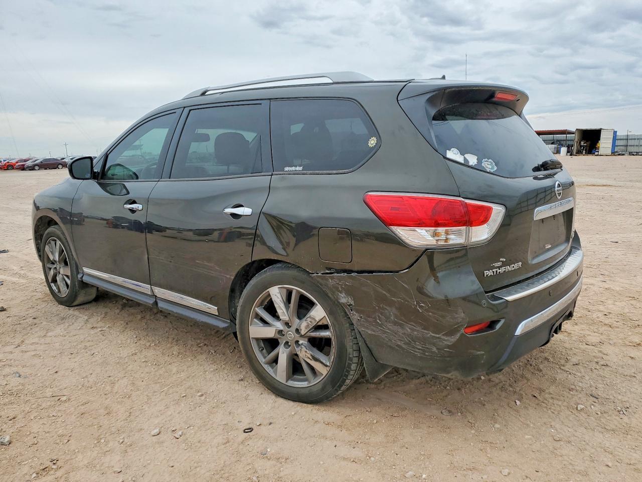2015 Nissan Pathfinder S - zdjęcie 2