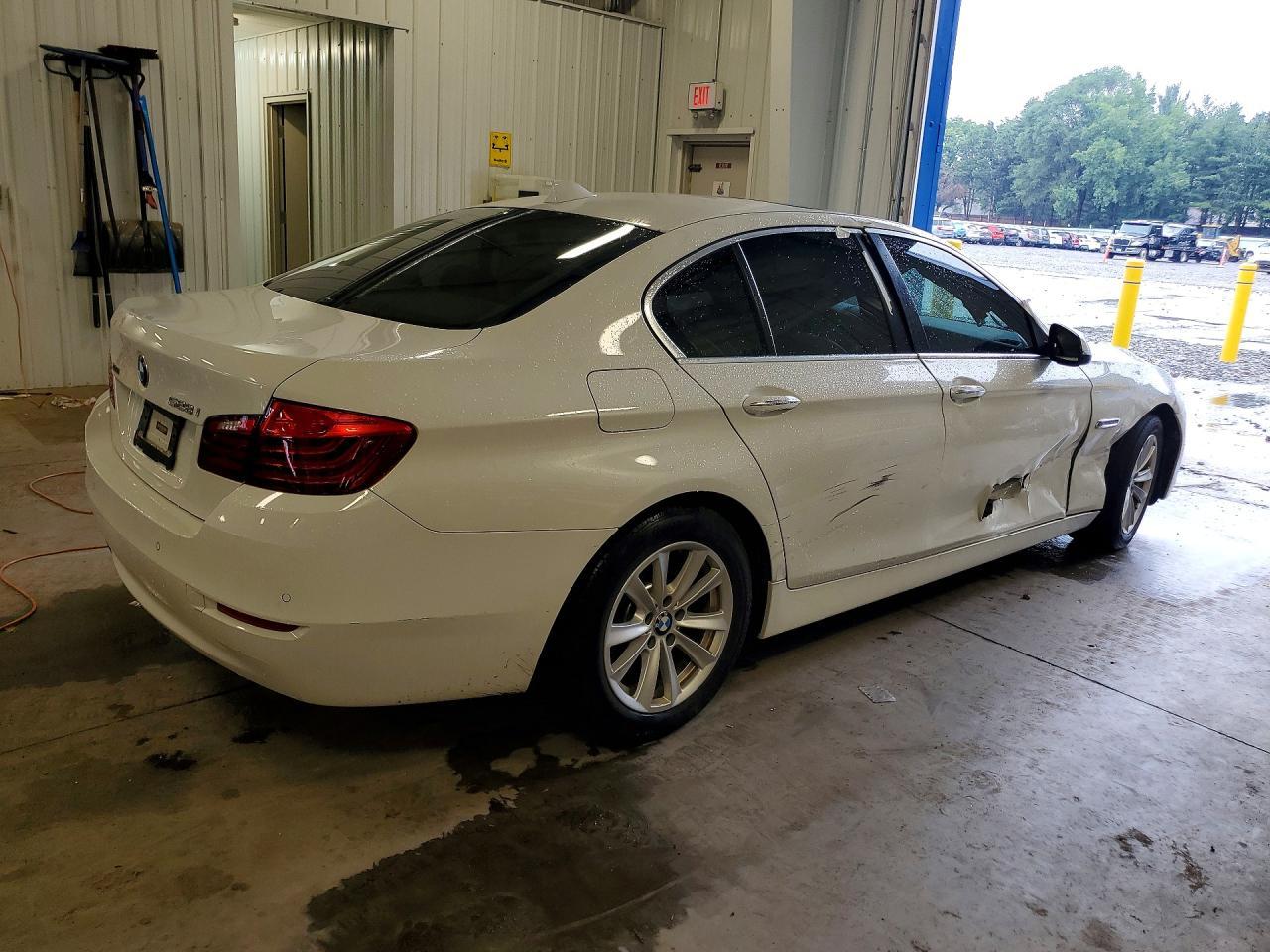 2015 BMW 528 Xi - zdjęcie 3