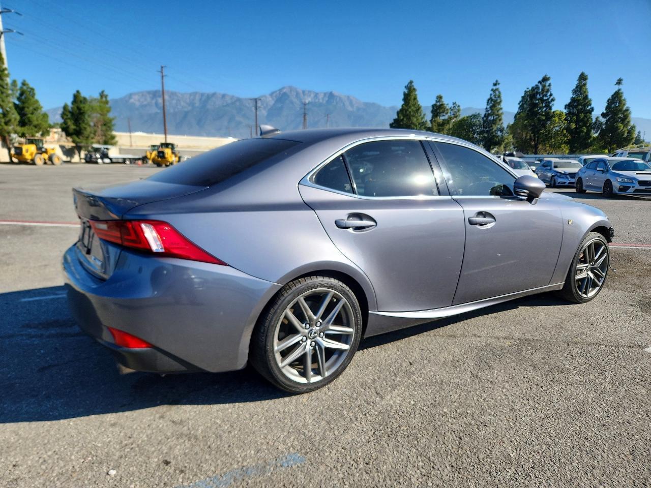 2016 Lexus Is 200T - zdjęcie 3