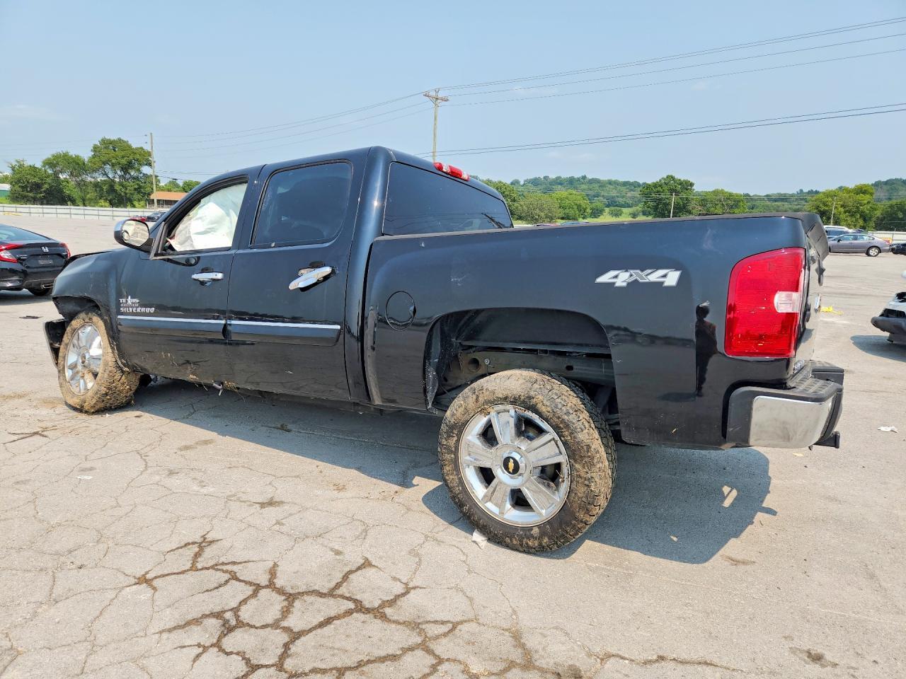 2013 Chevrolet Silverado K1500 Lt - zdjęcie 2