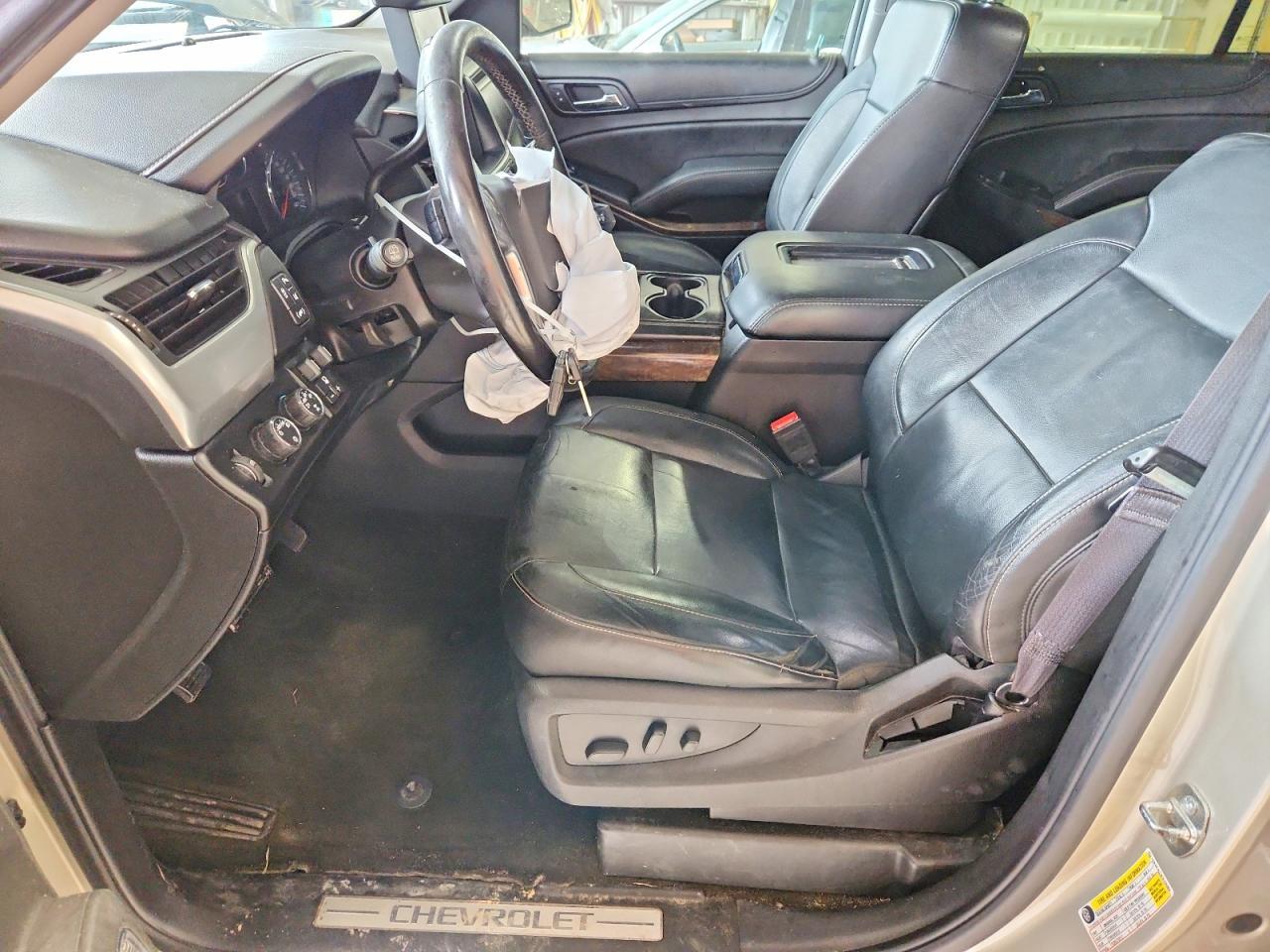 2015 Chevrolet Suburban K1500 Lt - zdjęcie 7