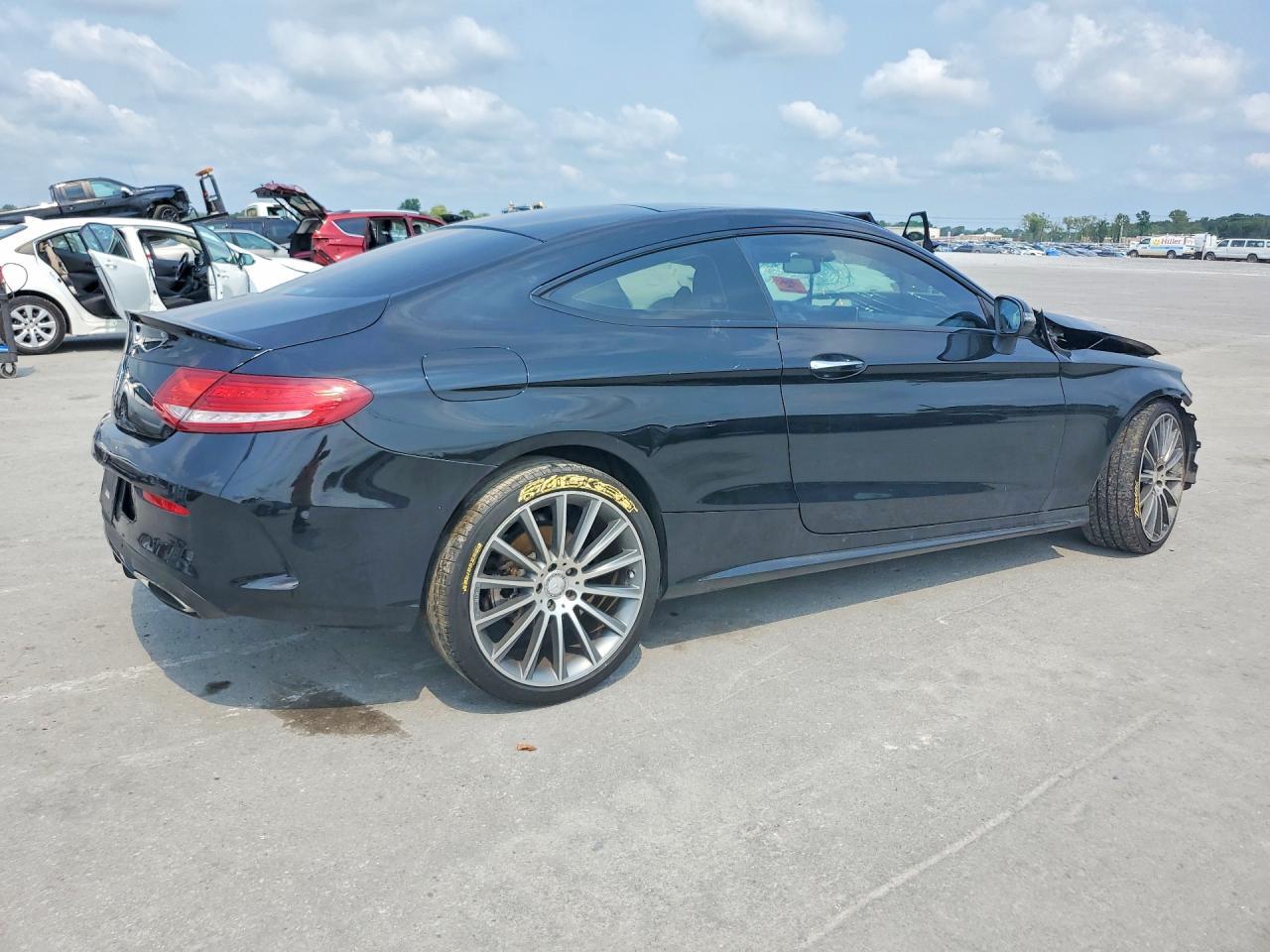 2017 Mercedes-Benz C 300 - zdjęcie 3