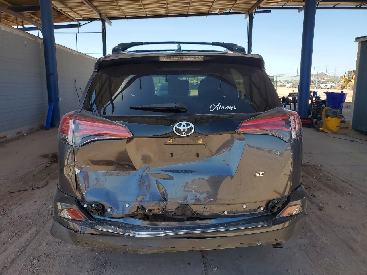 2017 Toyota Rav4 Se - zdjęcie 6