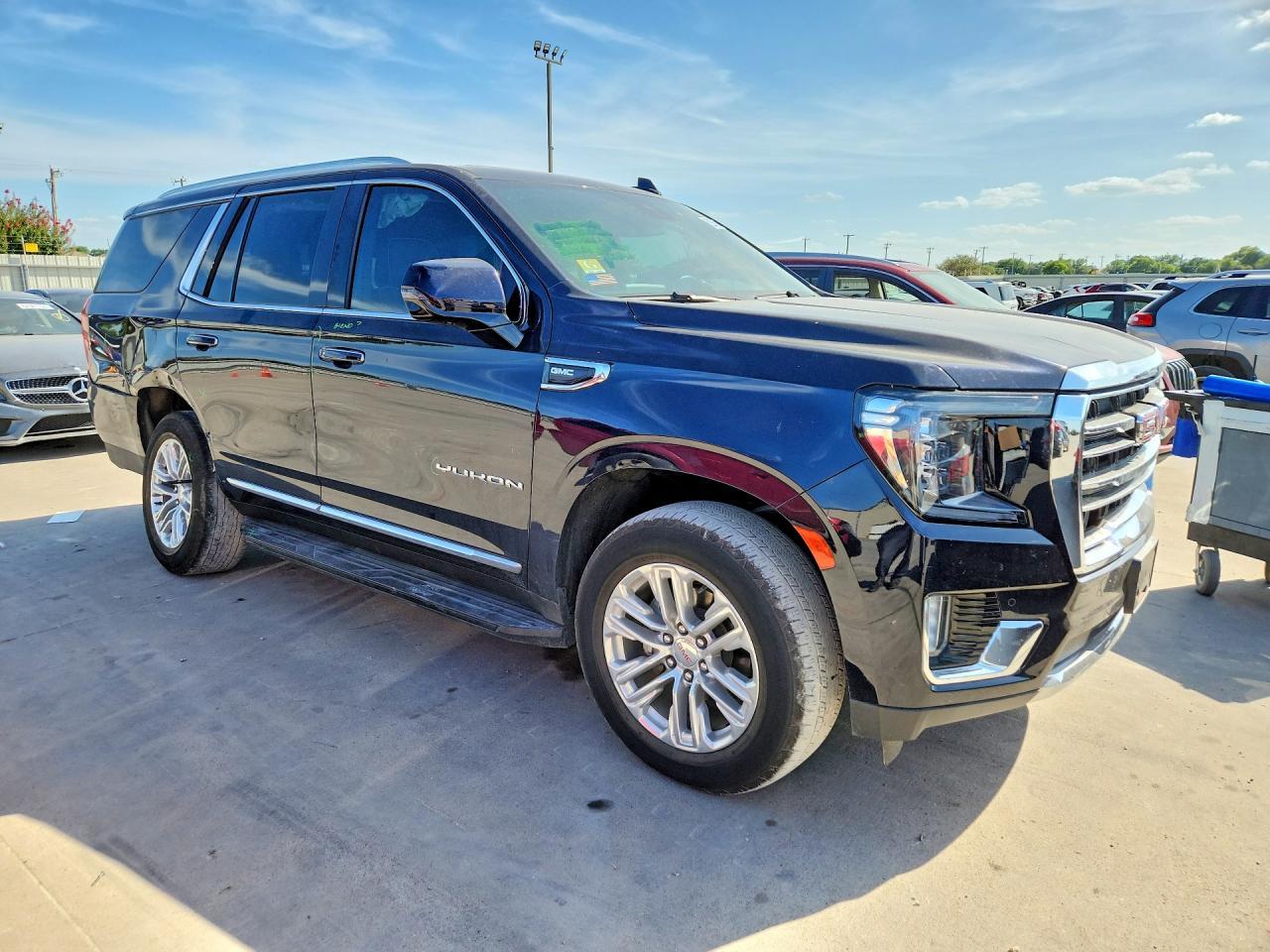 2024 GMC Yukon Slt - zdjęcie 4