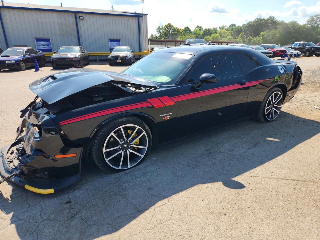 2020 Dodge Challenger R/T - zdjęcie główne
