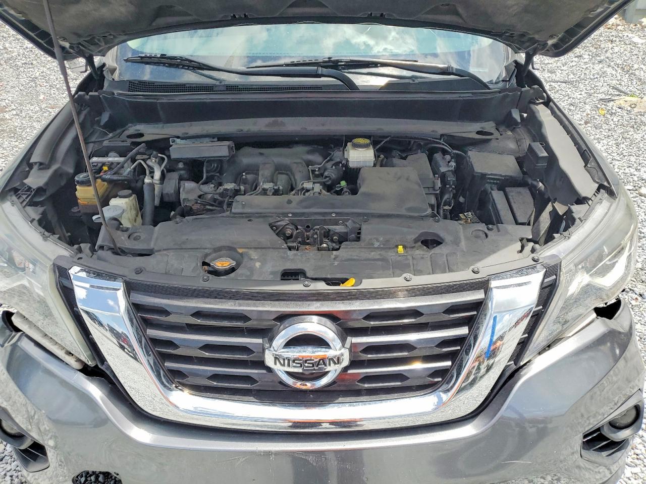2018 Nissan Pathfinder Sl - zdjęcie 12
