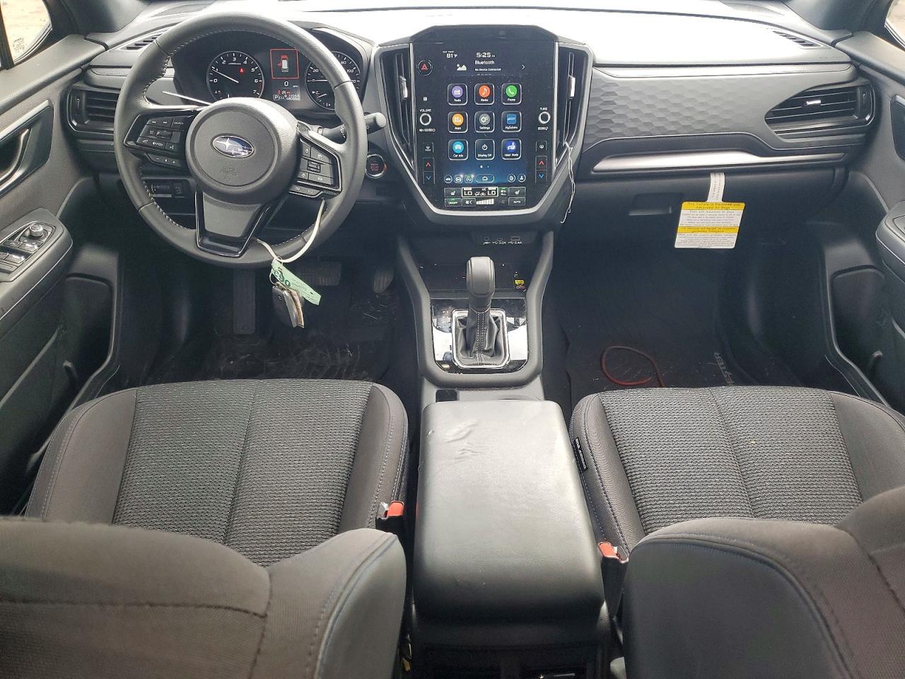 2025 Subaru Forester Premium - zdjęcie 15