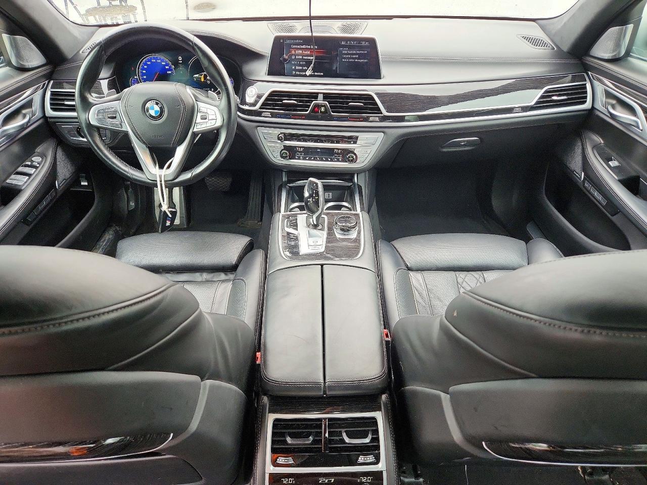 2017 BMW 750 Xi - zdjęcie 8