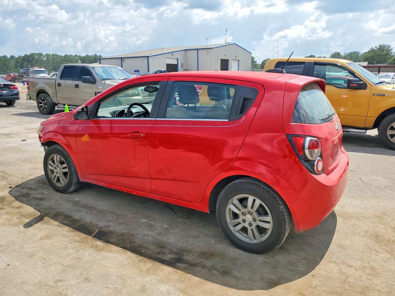2015 Chevrolet Sonic Lt - zdjęcie 2