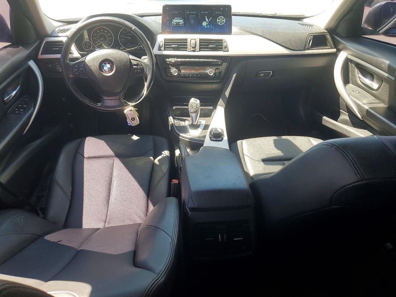 2013 BMW 320 I - zdjęcie 8