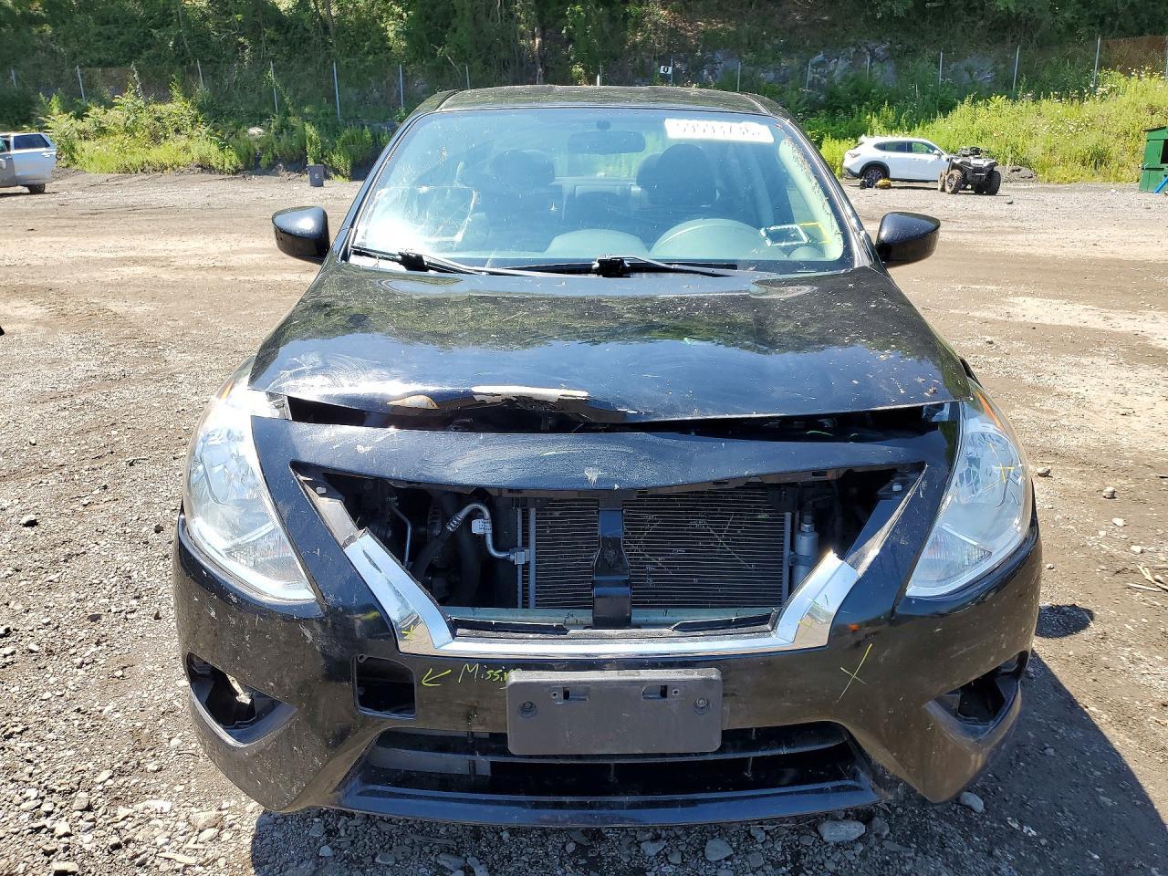 2018 Nissan Versa Sv - zdjęcie 5