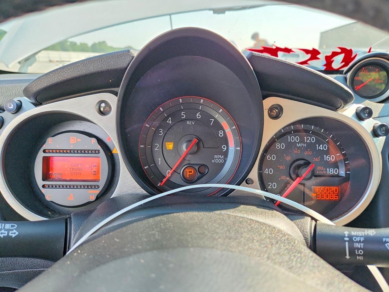 2015 Nissan 370Z Sport Tech - zdjęcie 9