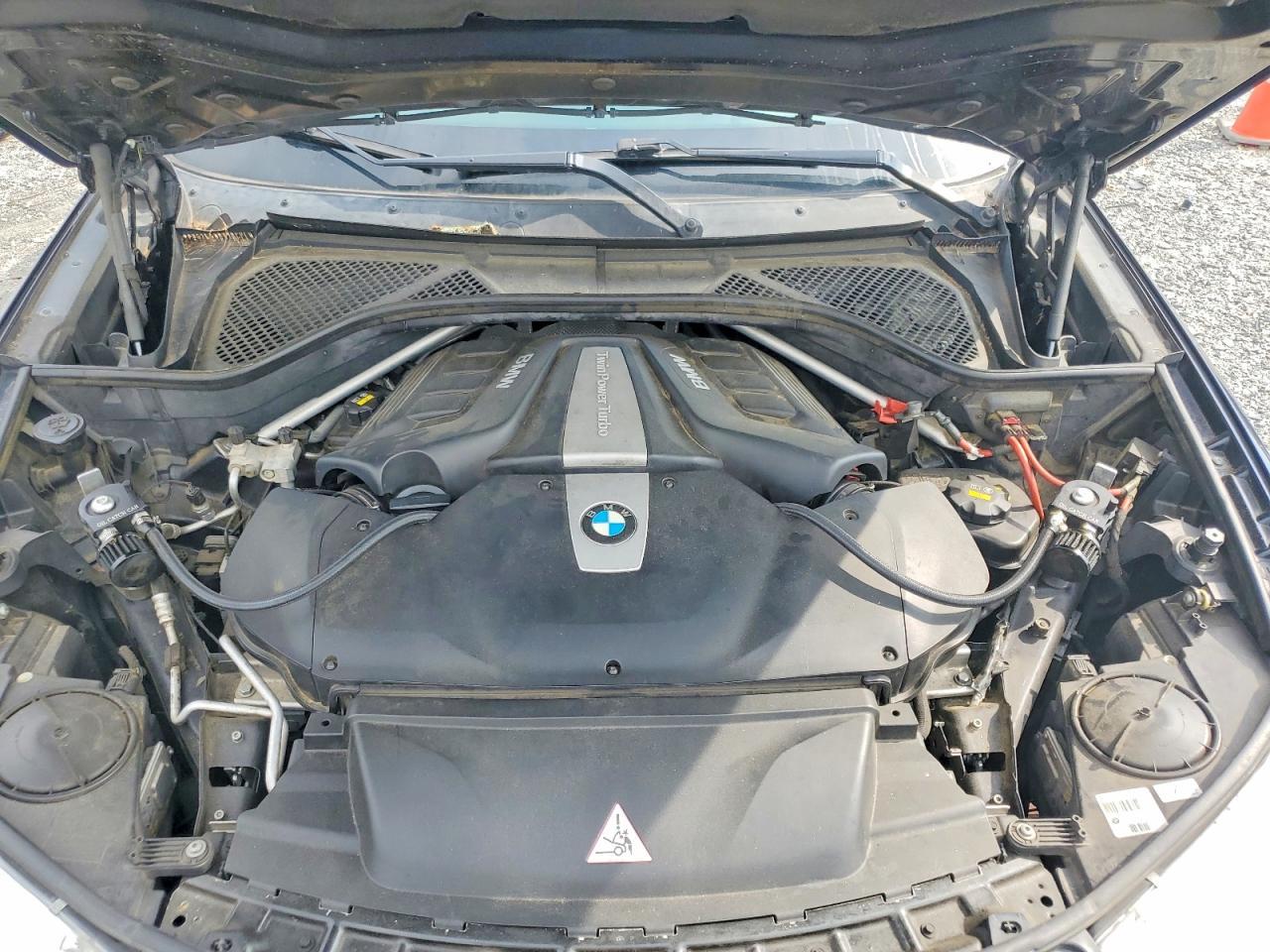 2015 BMW X5 xDrive50I - zdjęcie 11