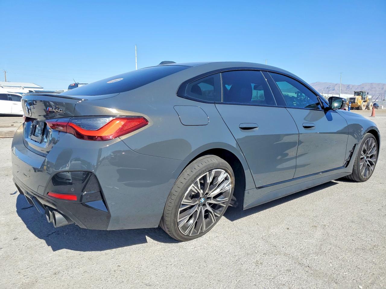 2022 BMW Seria 4 M440i - zdjęcie 3