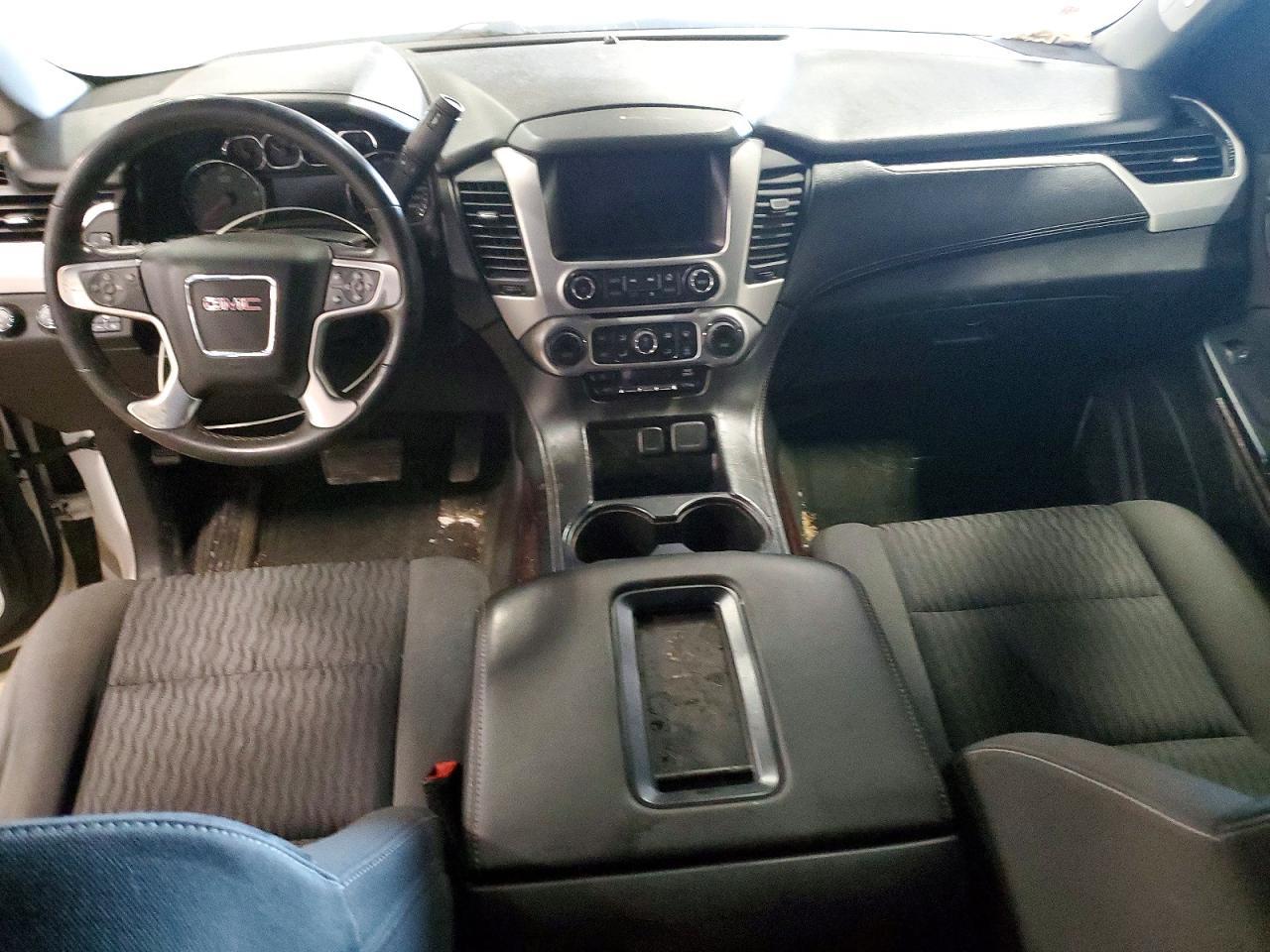 2015 GMC Yukon Sle - zdjęcie 8