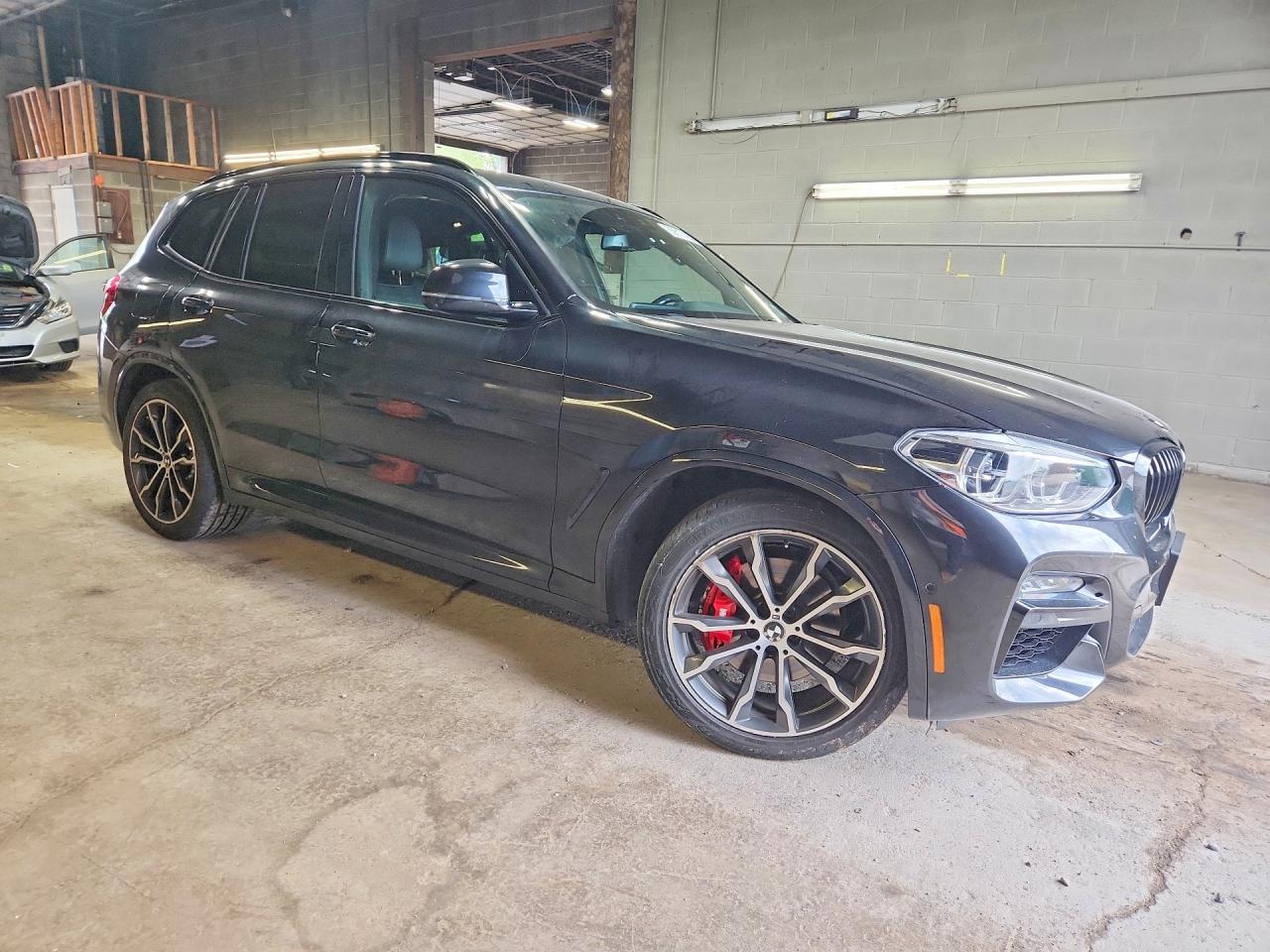 2021 BMW X3 xDrivem40I - zdjęcie 4