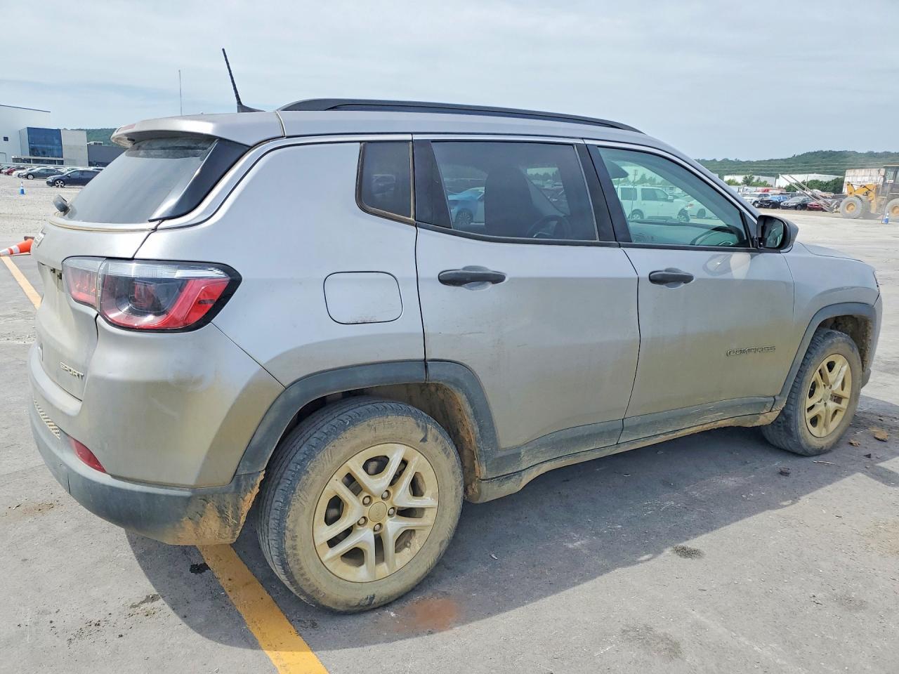 2019 Jeep Compass Sport - zdjęcie 3