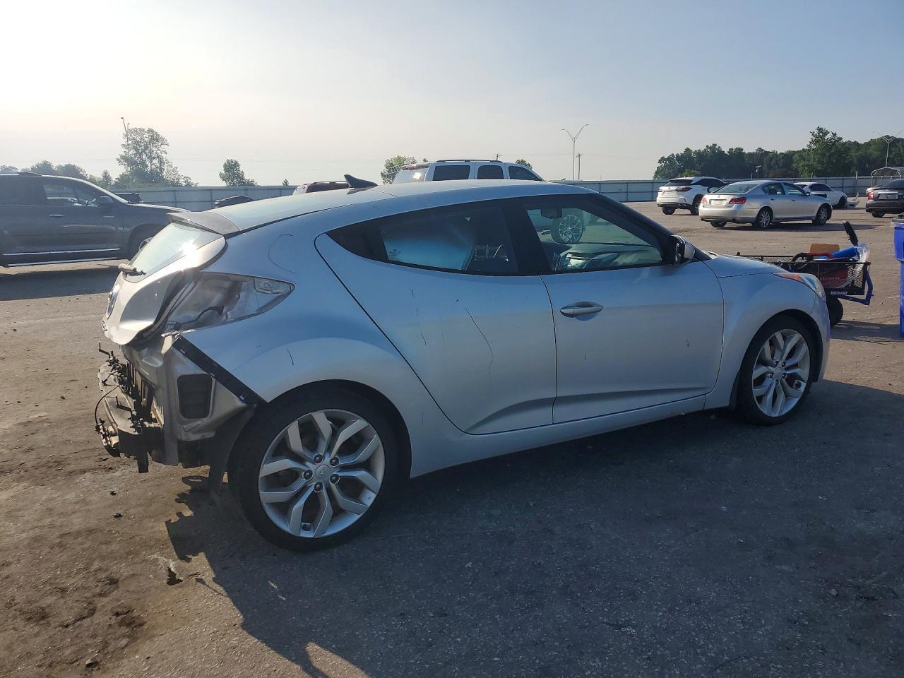 2013 Hyundai Veloster Base - zdjęcie 3
